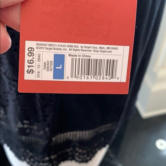 NWT Black eyelet lace, crocheted lace trim tank - Picture 5 of 6